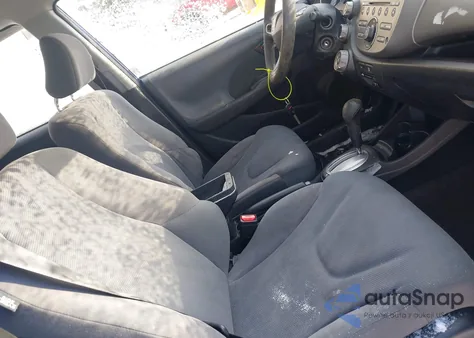 2010 Honda Fit z USA, uszkodzony, nr VIN JHMGE8H20AC004472